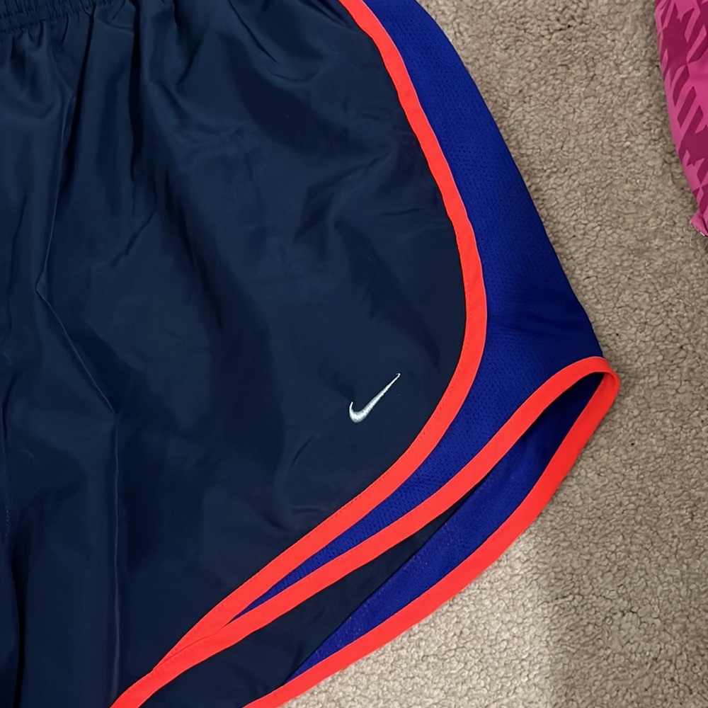 Nike Dri-Fit shorts - Picture 6 of 6